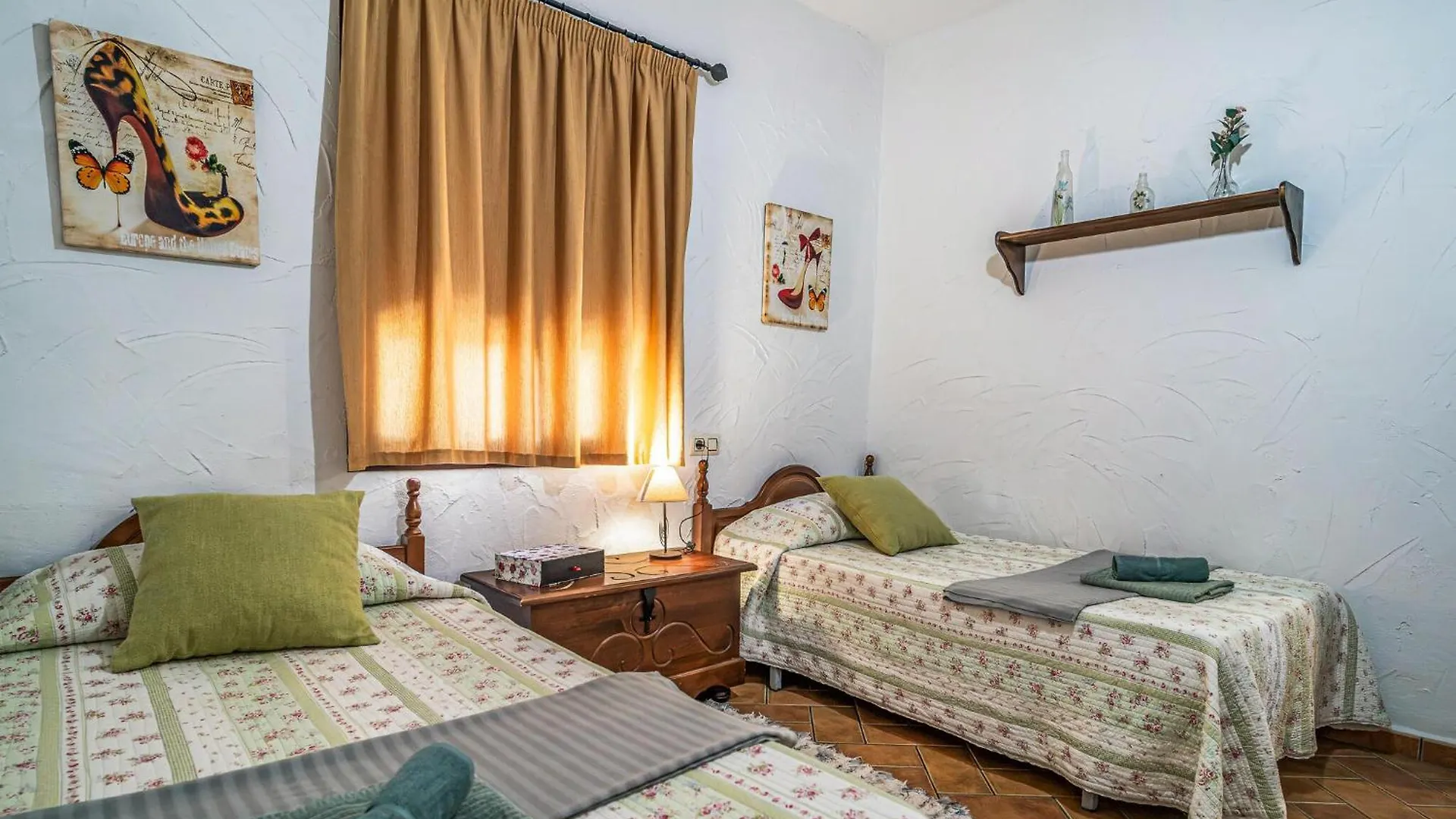 2 Bedroom Beautiful Home In El Gastor Spain